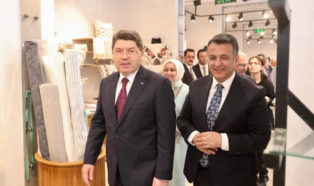 Adalet Bakanı Tunç, Samsun'u ziyaret ederek Belediye Başkanı Halit Doğan