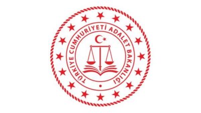 Adalet Bakanı Abdulhamit Gül, noterliğin hukuk sisteminin temel taşı olduğunu