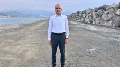 Ulaştırma ve Altyapı Bakanı Uraloğlu, Trabzon Kız İmam Hatip Lisesi