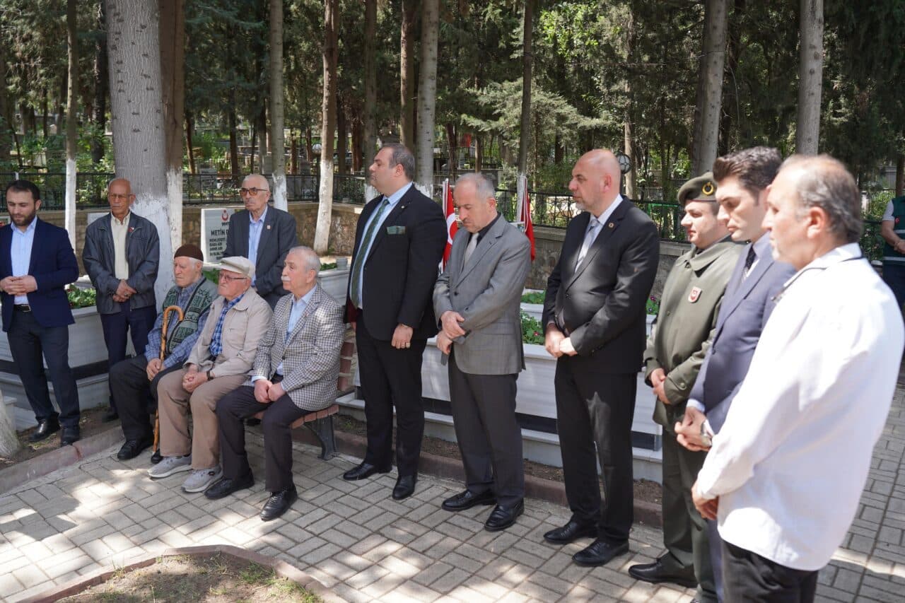 Orhangazi'de şehit Murat Solak'ın anma törenine Belediye Başkanı Aydın, Kaymakam