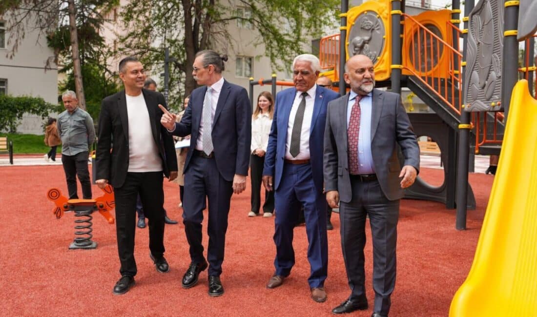 Sabah saatlerinde başlayan inceleme gezisi, ilçenin farklı noktalarında gün boyu