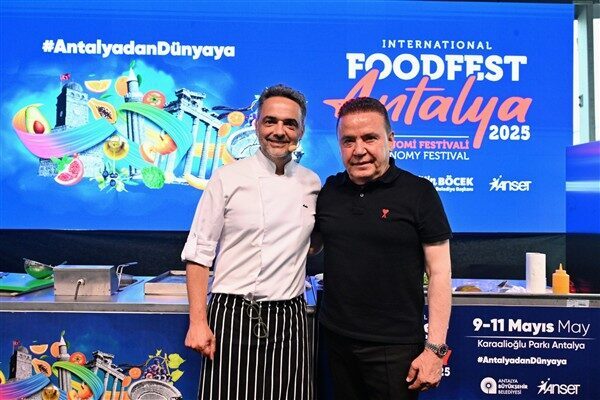 Antalya Büyükşehir Belediyesi tarafından düzenlenen 4. FoodFest Antalya Uluslararası Gastronomi