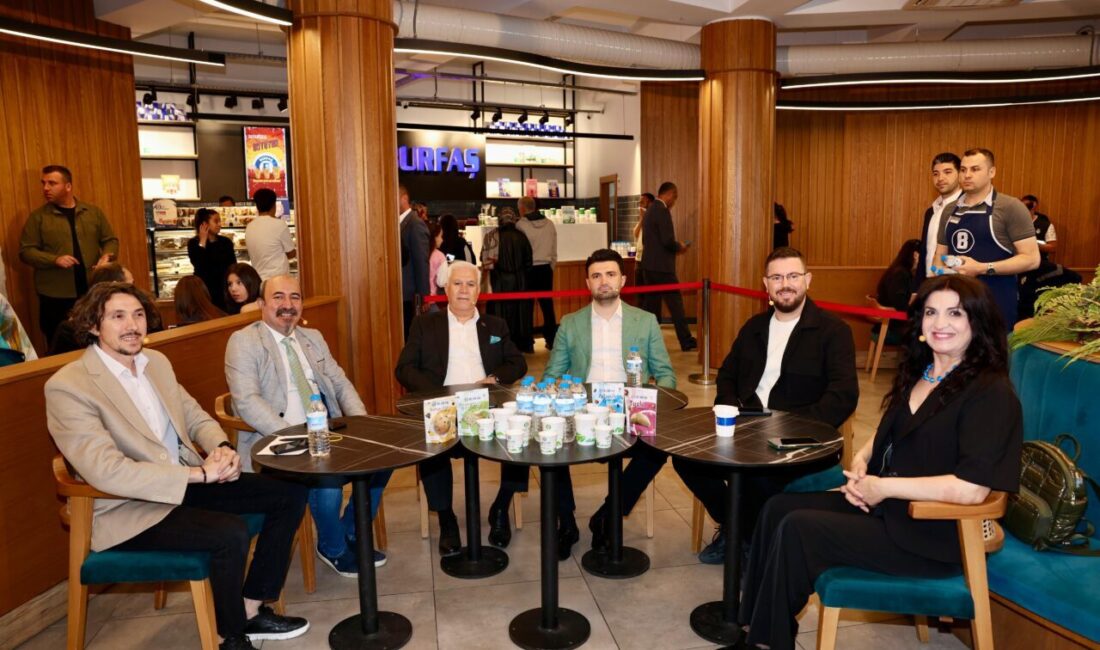 Bursa Büyükşehir Belediye Başkanı Mustafa Bozbey ve Bursaspor Başkanı Enes