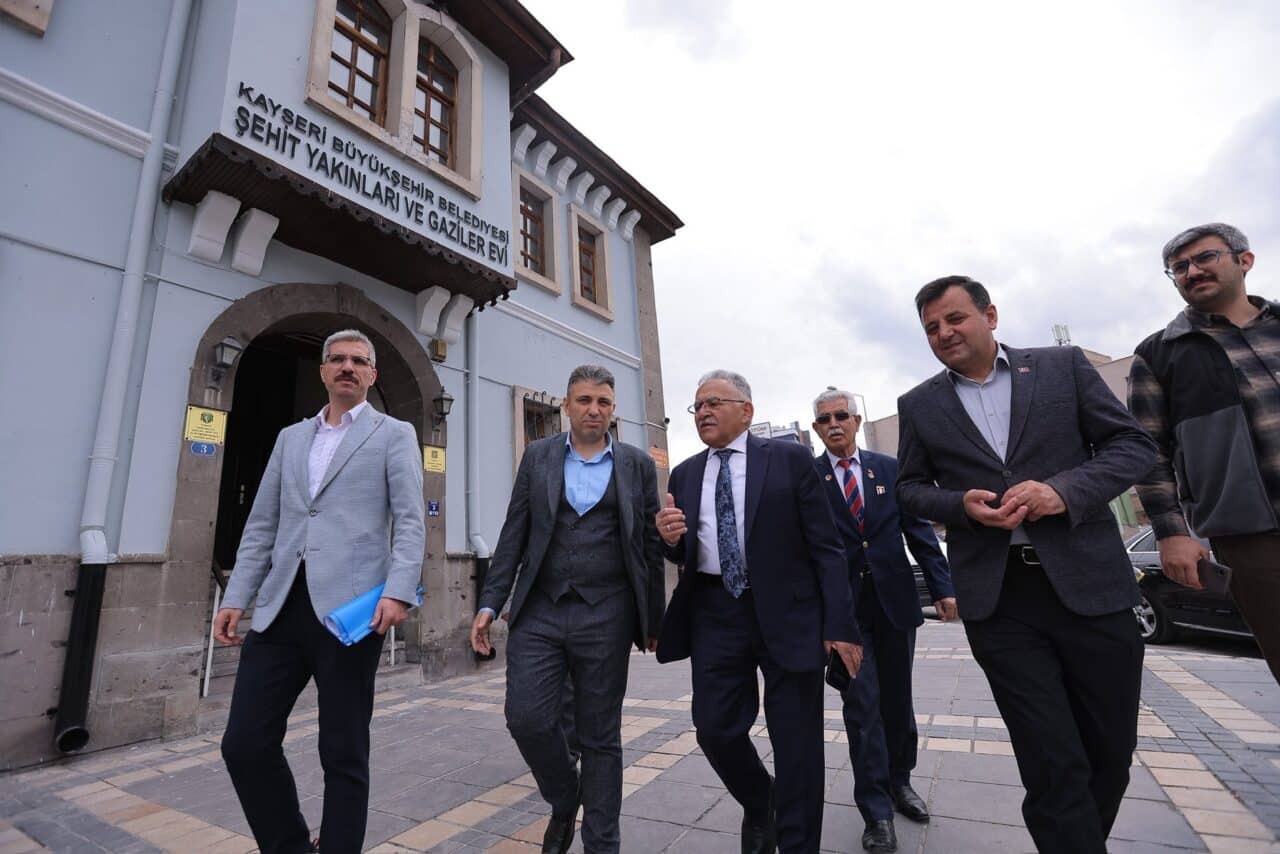 Kayseri Büyükşehir Belediye Başkanı Dr. Memduh Büyükkılıç'ın talimatıyla şehit ve
