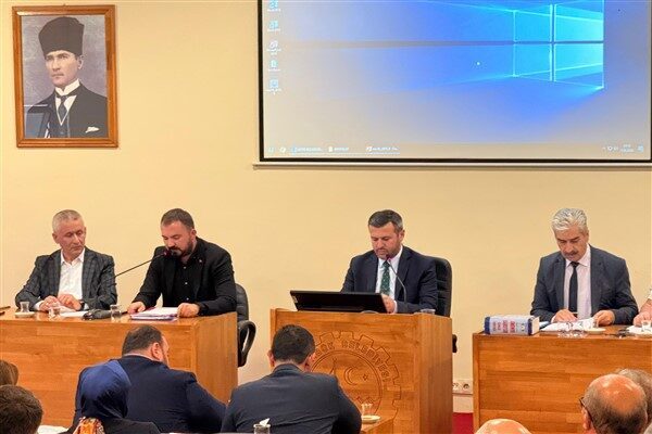 Karabük Belediyesi Mayıs ayı meclis toplantısında, ulaşım düzenlemeleriyle ilgili önemli