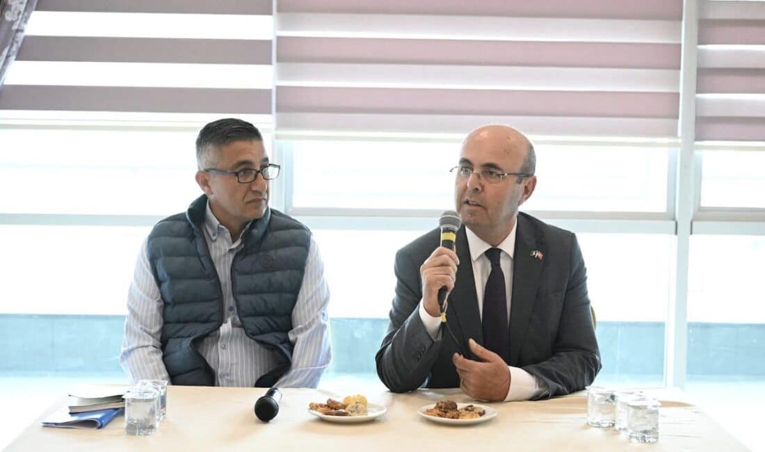 Toplantıda, birim çalışmalarına dair değerlendirmeler yapılırken, verimliliği artırmak adına karşılıklı