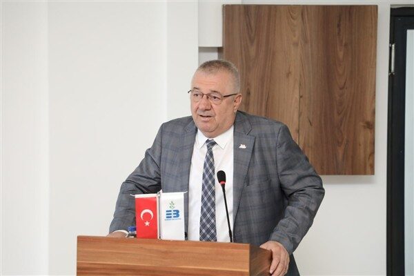 Edremit Belediye Başkanı Mehmet Ertaş, göreve gelişinin birinci yılı dolayısıyla