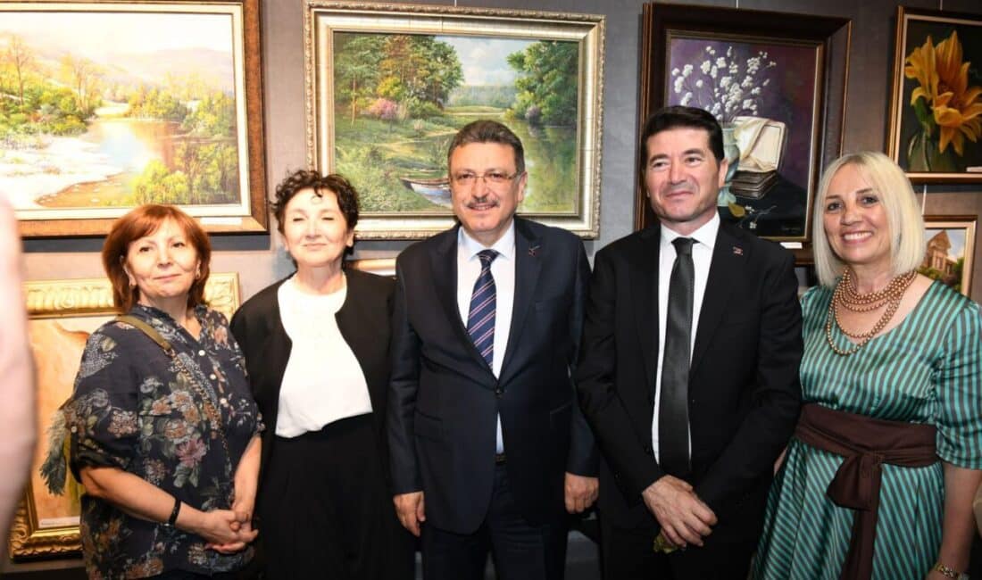 Trabzon Büyükşehir Belediye Başkanı Ahmet Metin Genç, usta ressam Abit