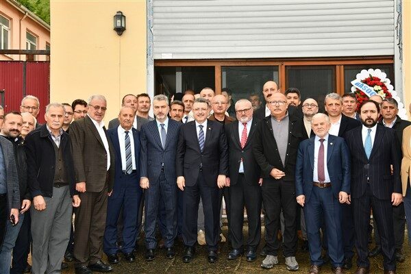 Trabzon Büyükşehir Belediye Başkanı Ahmet Metin Genç, üretimin önemine vurgu