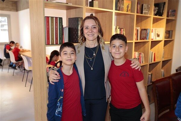 Konak Belediye Başkanı Mutlu, geçen ay Güzelyalı Nazım Hikmet Kültür