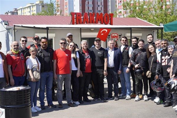 Başkan Ahmet Sarıkurt, motosiklet tutkunlarıyla bir araya gelerek önemli konuları