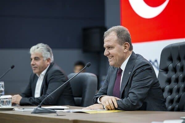 Mersin Büyükşehir Belediye Başkanı Seçer, demokratik kitle örgütleri ve STK'larla