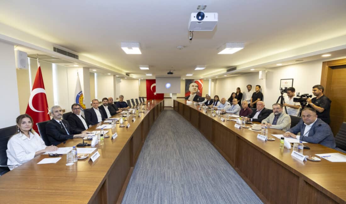 Mersin Büyükşehir Belediye Başkanı Vahap Seçer, ‘Tarsus Ticaret ve Sanayi Odası