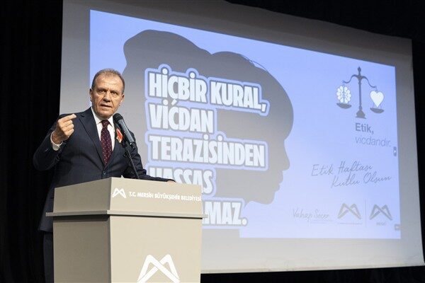 Mersin Büyükşehir Belediye Başkanı Vahap Seçer, Mersin Büyükşehir Belediyesi ve