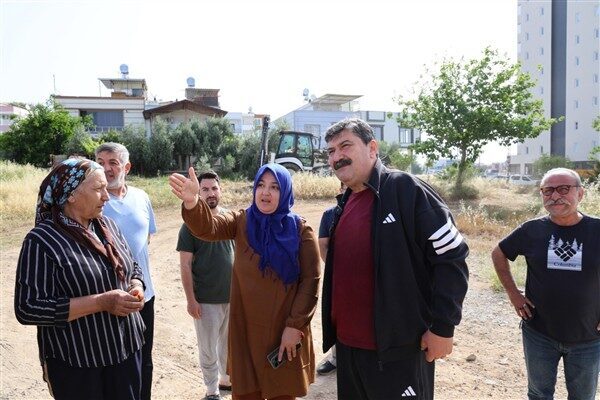 Gülizar Parkı, Toroslar Belediye Başkanı Yıldız’ın talimatıyla yeniden düzenlenmeye başlandı.