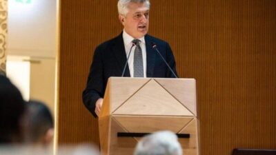 UNHCR Başkanı Grandi, Avustralya Başbakanı Albanese'nin yeniden seçilmesini kutlayarak iş