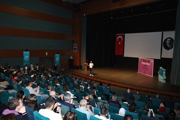 Çocuklarda okuma alışkanlığını geliştirmek, kitap ve kütüphaneyle ilişkilerini güçlendirmek için