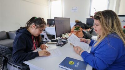Buca Belediyesi, Etkin İstihdam Ofisi ile engelli bireylerin iş bulma