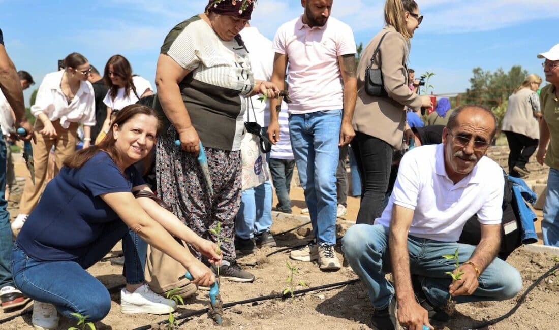 Fide dikim törenine CHP Genel Başkan Yardımcısı Erhan Adem, Buca