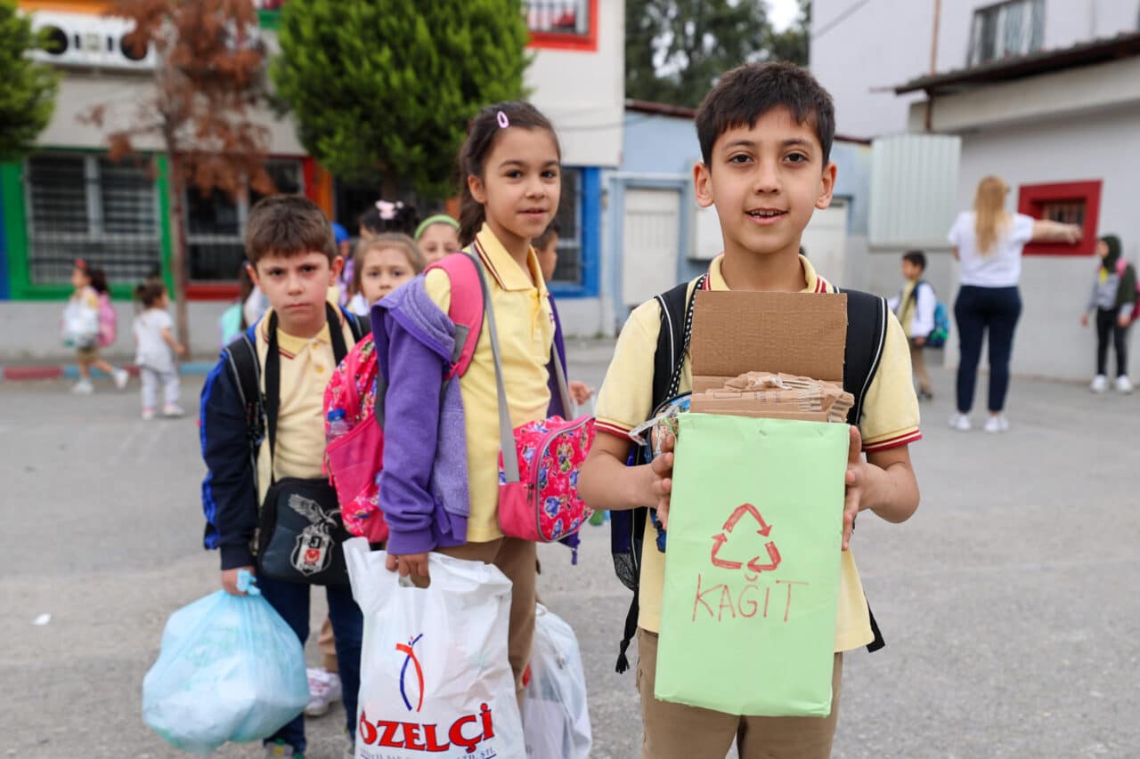 Buca Belediye Başkanı Görkem Duman, "Her Güne Bir Atık" projesiyle