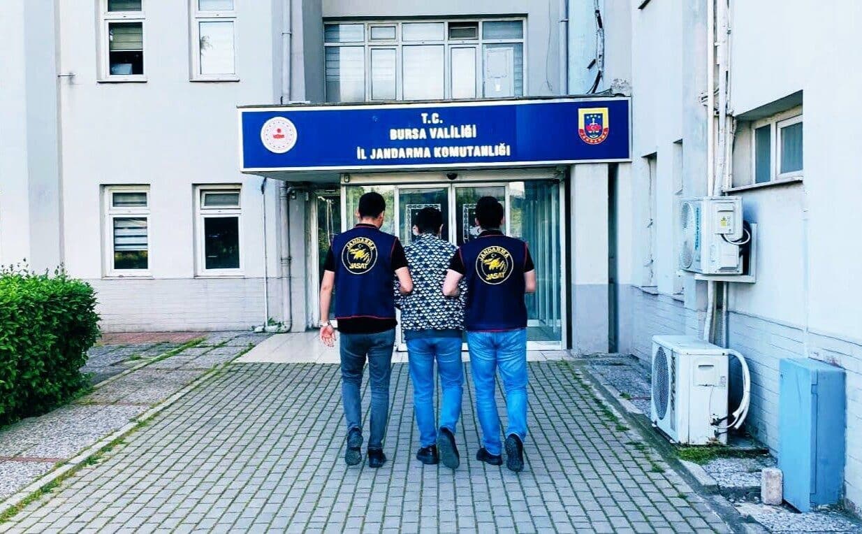 Yapılan çalışmalar ve koordineli operasyonlarla, dolandırıcılık olayını gerçekleştirdikleri tespit edilen