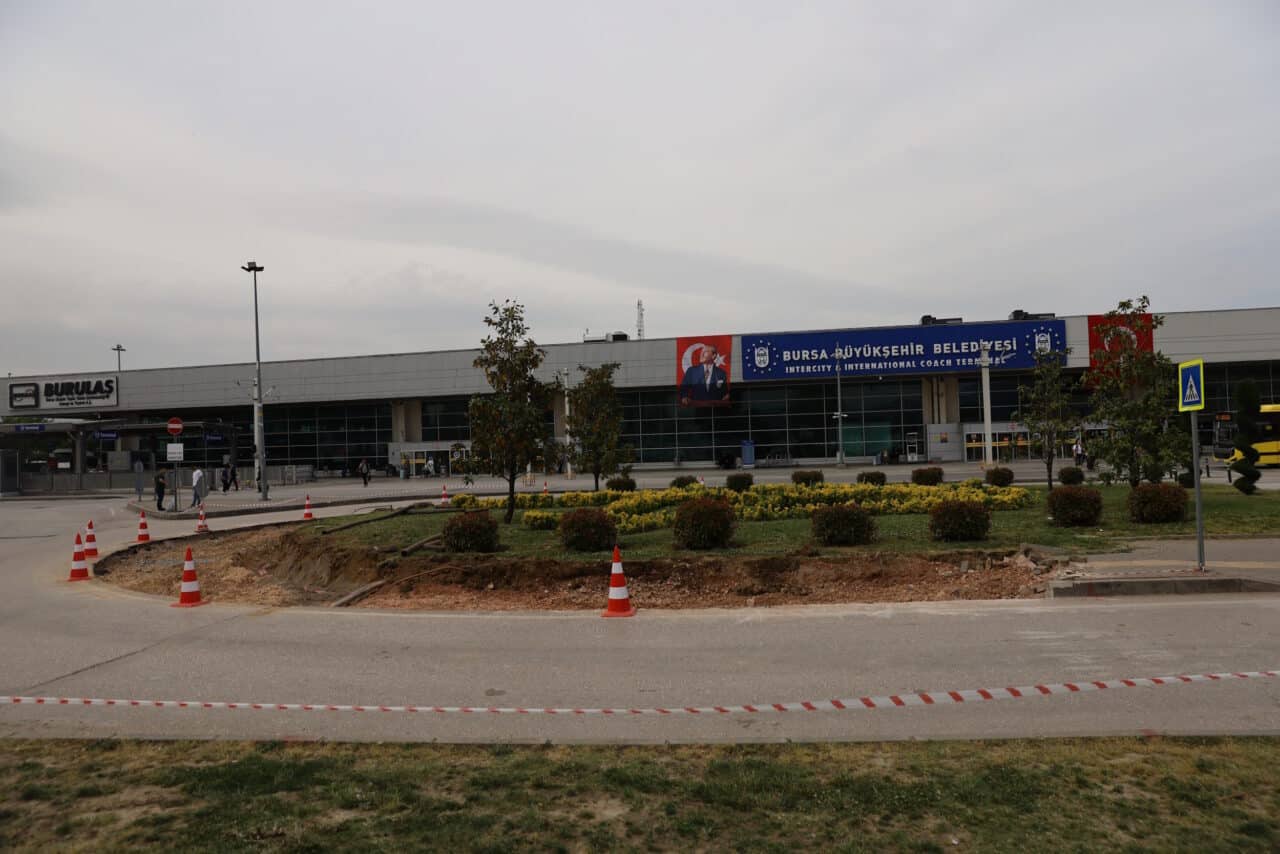 Bursa Büyükşehir Belediyesi, Şehirlerarası ve Uluslararası Otobüs Terminali'nde altyapı çalışmalarını