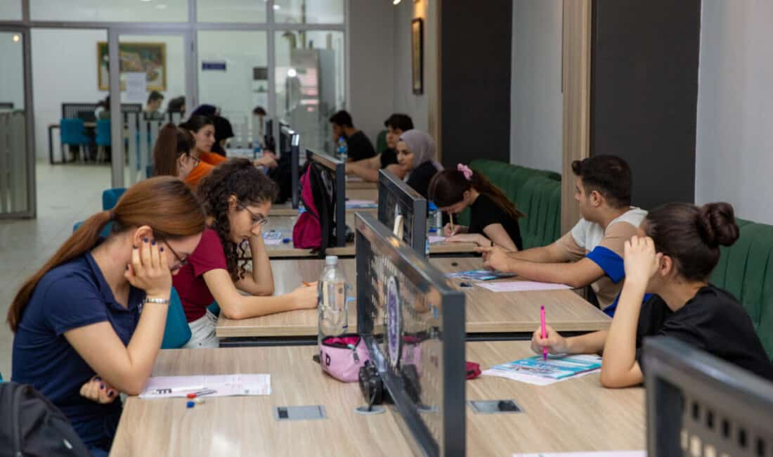 Bursa Büyükşehir Belediyesi, öğrencilere ücretsiz TYT ve AYT deneme sınavları