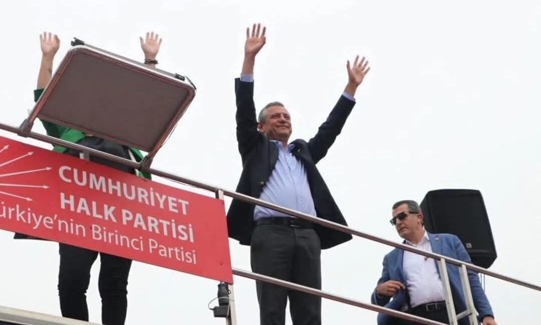 CHP Genel Başkanı Özgür Özel, İstanbul Büyükşehir Belediye (İBB) Başkanı