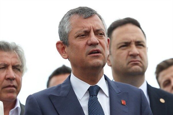 CHP Genel Başkanı Özgür Özel, Silivri Cezaevi’nde İstanbul Büyükşehir Belediye