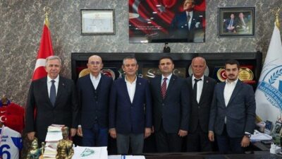 CHP Genel Başkanı Özgür Özel, Konya'daki miting sonrası Ankara'ya dönüş