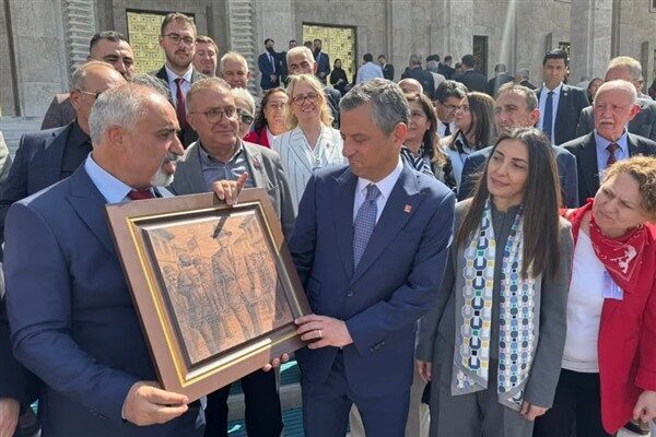 CHP İnegöl İlçe Başkanı Zemci Şahin ve ilçe örgütü, CHP