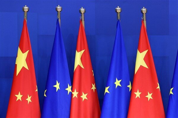 Çin Cumhurbaşkanı Xi Jinping, AB liderleriyle 50. yılda ilişkileri kutladı.
