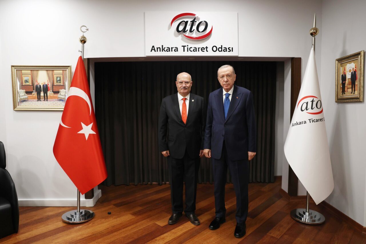 Cumhurbaşkanı Recep Tayyip Erdoğan, Ankara Ticaret Odasını ziyaret etti. Hibya