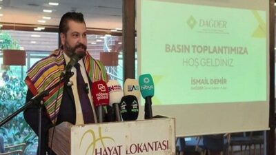 İsmail Demir, eğitim bursları projesi kapsamında gençlere destek olacaklarını açıkladı.
