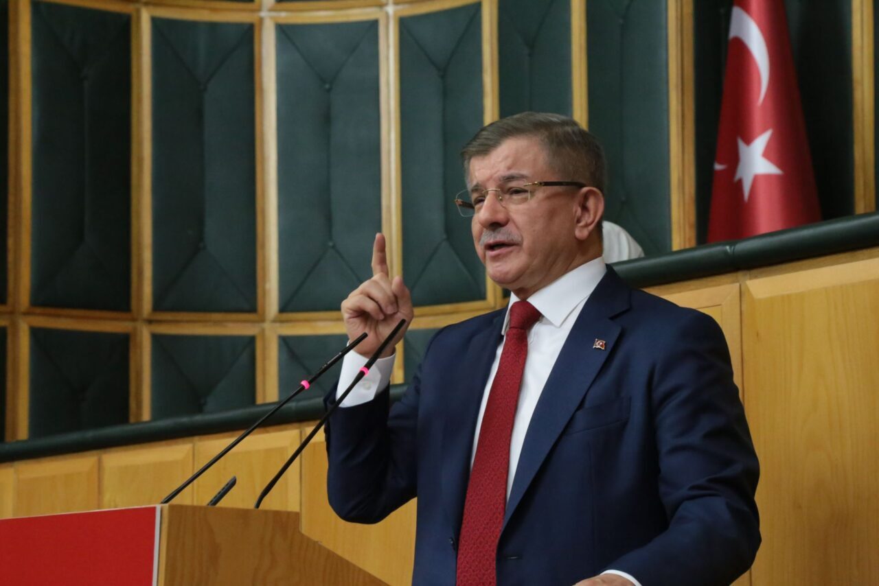 Gelecek Partisi lideri Ahmet Davutoğlu, İsrail'in saldırganlığını kınayarak Türkiye'nin caydırıcı