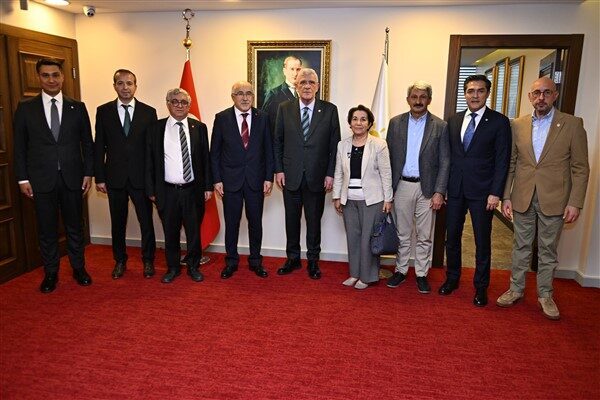 İYİ Parti Genel Başkanı Müsavat Dervişoğlu, Türk Ocakları Genel Başkanı