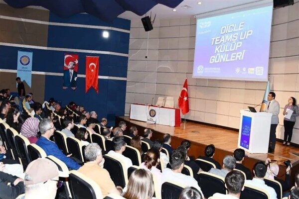 Rektör Yardımcısı Prof. Dr. Mehmet Siraç Özerdem liderliğinde yapılan çalıştaya
