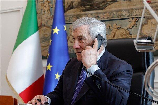 İtalya Başbakanı Tajani, İsrail'den Gazze'deki sivillere yardım gönderilmesi çağrısında bulundu.
