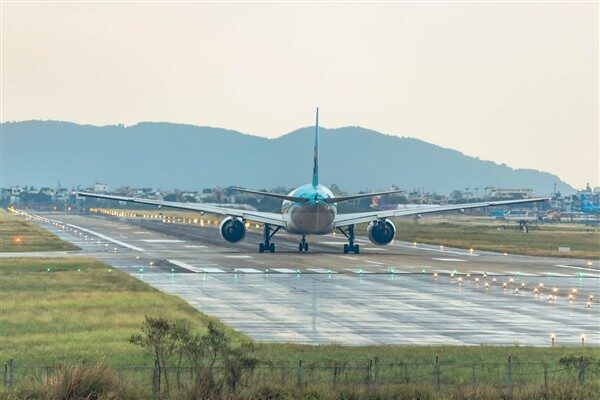 Valiliğin açıklamasında saat 19.30’da 8. Ana Jet Üs Komutanlığı tarafından