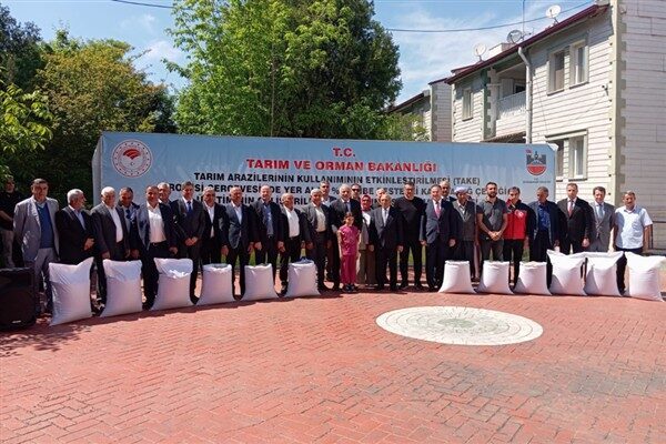 Diyarbakır'da tarımın geliştirilmesi amacıyla yürütülen "Karacadağ Çeltiği Üretimini Yaygınlaştırma ve