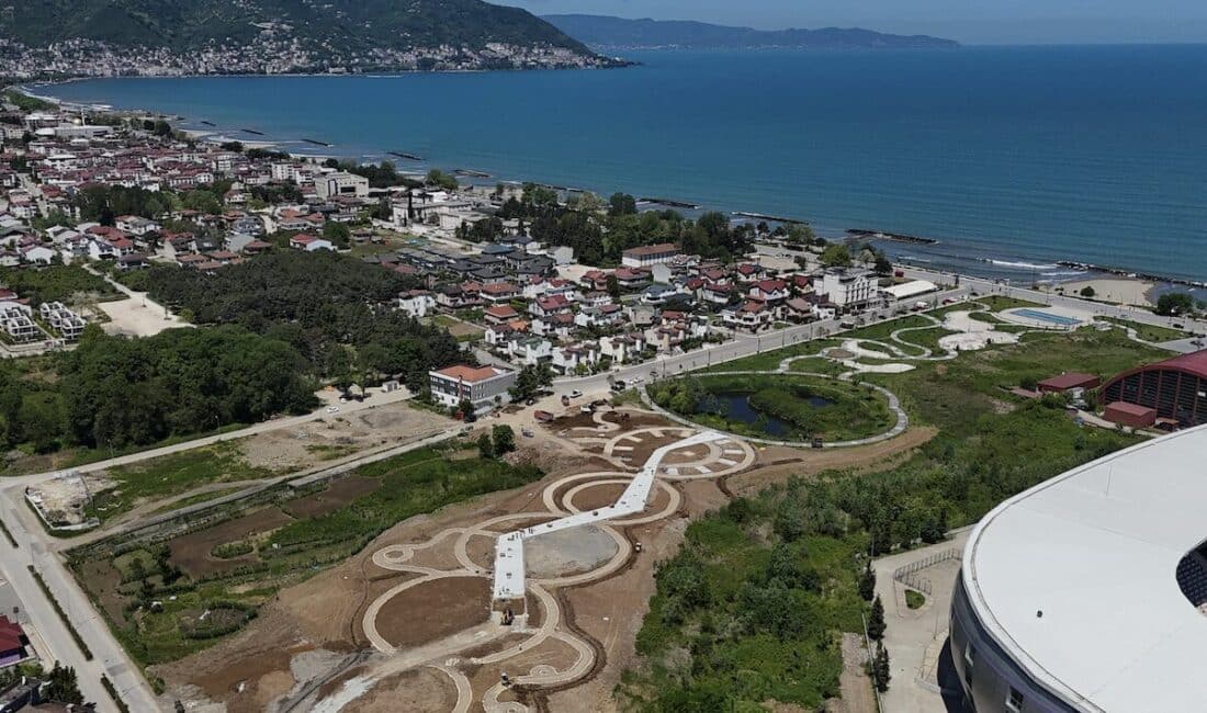 Yüzde 70’i tamamlanan çalışmalar kapsamında aromatik bitkiler alanı, çocuk oyun