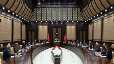 Cumhurbaşkanı Recep Tayyip Erdoğan, Cumhurbaşkanlığı Politika Kurullarının başkanvekillerini kabul etti.
