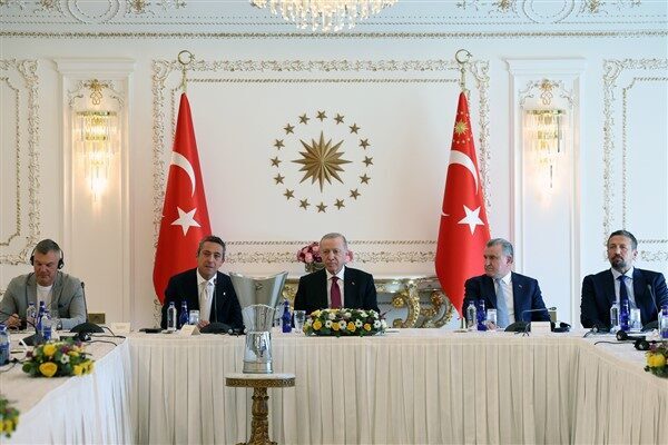 Cumhurbaşkanı Recep Tayyip Erdoğan, THY Avrupa Ligi şampiyonu Fenerbahçe Beko