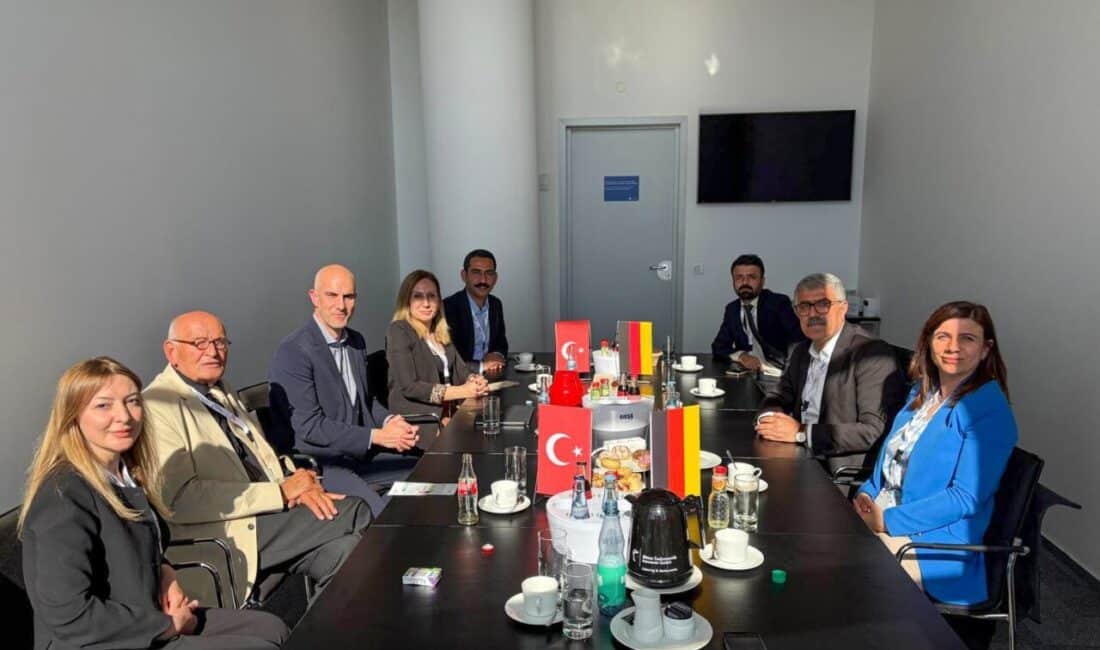 Büyükşehir Belediyesi Eş Başkanı Serra Bucak, Alman Kentler Birliğinin 43.