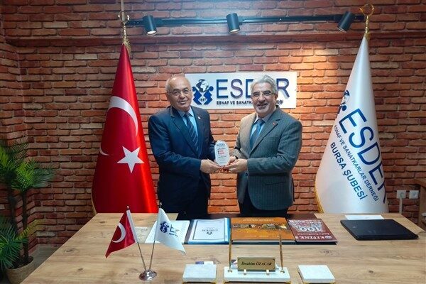 ESDER Bursa Şube Başkanı İbrahim Özacar, ziyarette temiz gıdaya erişimin