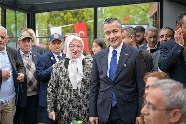 Esenyurt Belediye Başkan Vekili Can Aksoy'un öncülüğünde hizmete açılan Lavanta