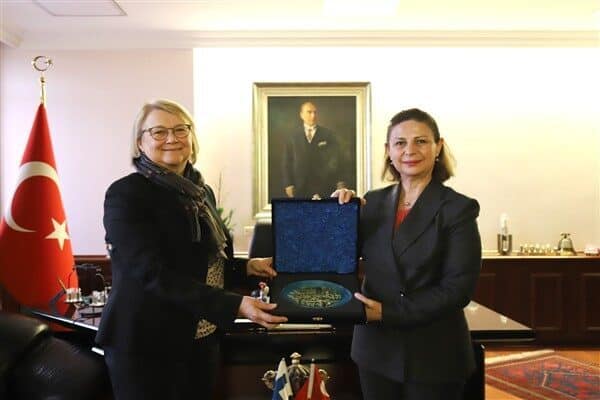 Büyükelçi Pirkko Mirjami Hamalainen, Türkiye'yi ve özellikle Atatürk'ü çok sevdiğini