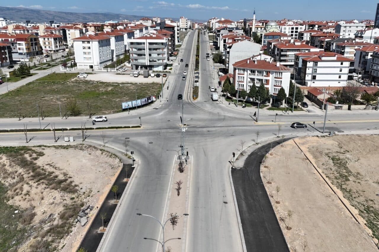 Eskişehir'de yapılan yol çalışmalarıyla ilgili açıklamalarda bulunan Bakım Dairesi Başkanı