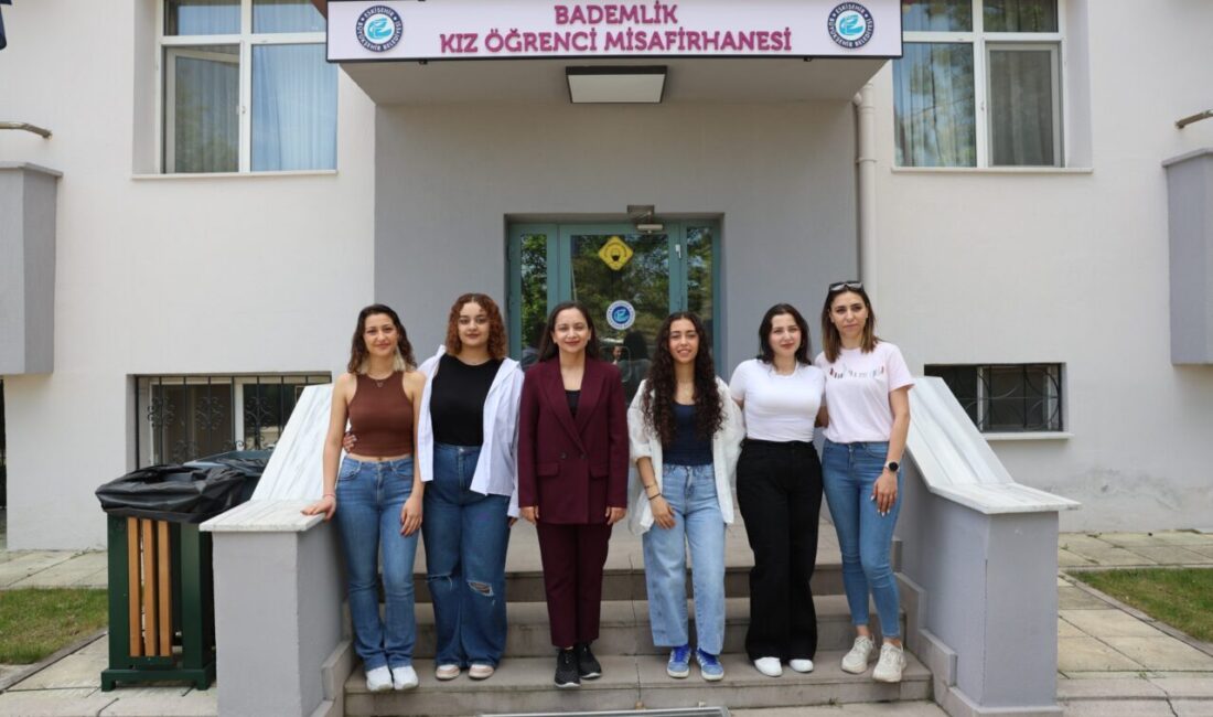 Büyükşehir Belediye Başkanı Ayşe Ünlüce'nin gençlere yönelik sosyal projelerinden olan