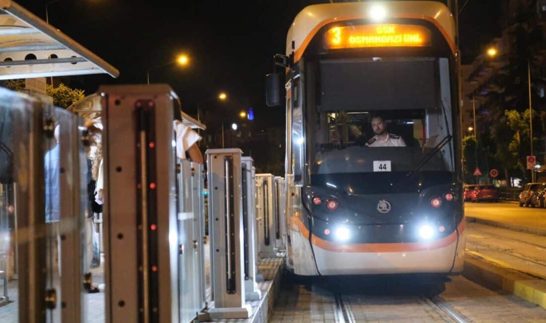 Eskişehir'imizde gece ulaşımı çağdaş bir çözümle hayata geçirildi. Başkan Ünlüce'nin